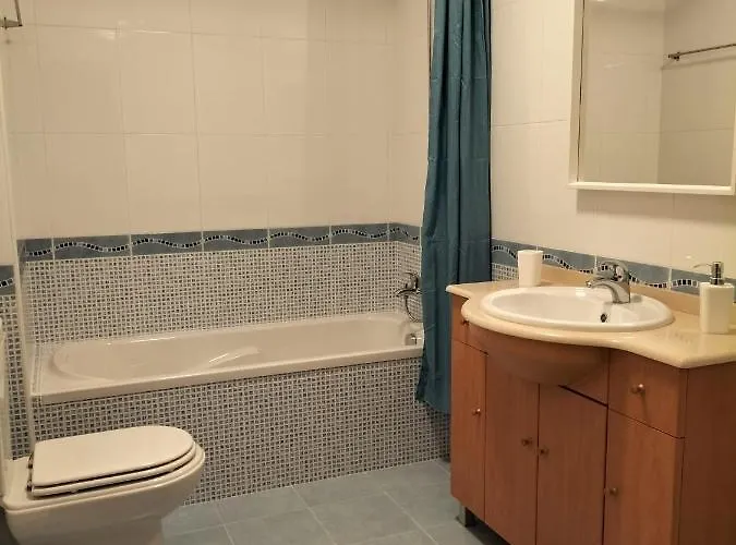 T2 Infante Moderno Wi-fi Garagem 50 M Apartament *