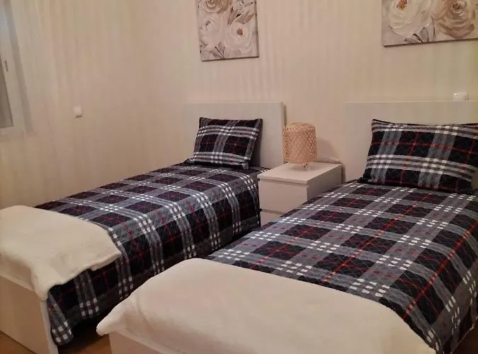 Apartament T2 Infante Moderno Wi-fi Garagem 50 M